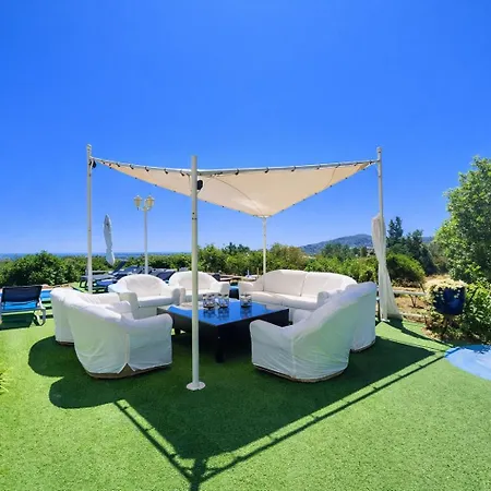 Villa Casa Do Lago, Infinity Pool, Mountains & Sea View Estoi