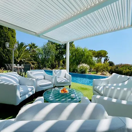 Casa Do Lago, Infinity Pool, Mountains & Sea View إيستوا