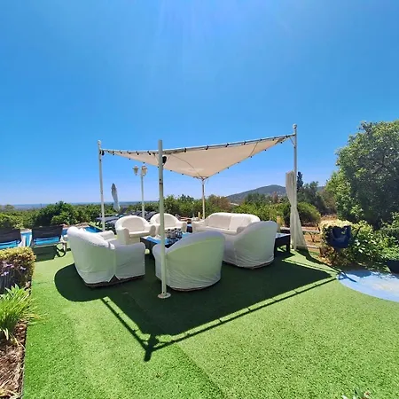 Casa Do Lago, Infinity Pool, Mountains & Sea View فيلة