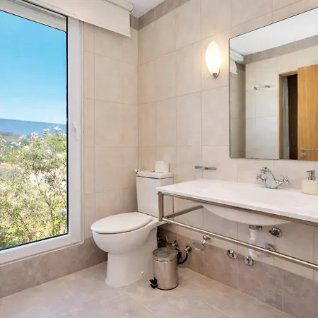 빌라 Casa Do Lago, Infinity Pool, Mountains & Sea View 에스토이