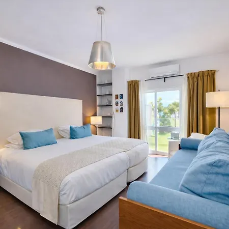 빌라 Casa Do Lago, Infinity Pool, Mountains & Sea View