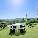 Casa Do Lago, Infinity Pool, Mountains & Sea View فيلة