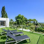 فيلة Casa Do Lago, Infinity Pool, Mountains & Sea View
