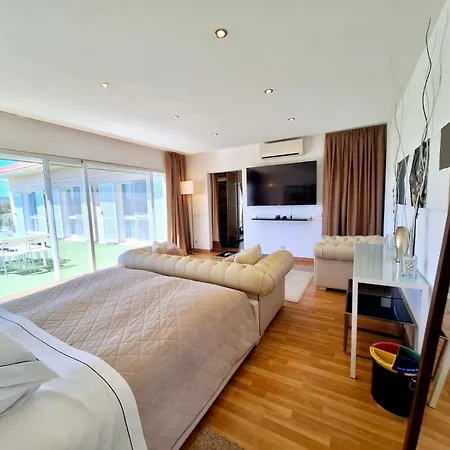 Casa Do Lago, Infinity Pool, Mountains & Sea View