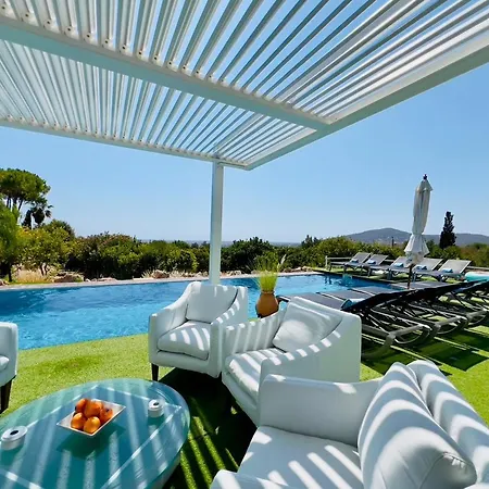 Casa Do Lago, Infinity Pool, Mountains & Sea View Villa